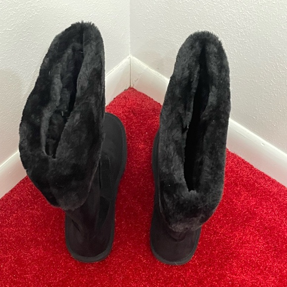 NWOB Arizona Jean Co Memory Foam Black Boots with Faux Fur Size 10 - Picture 6 of 9